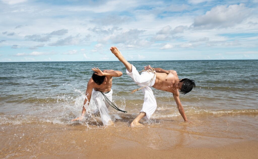 Zapraszamy na bezpłatne warsztaty Capoeira – unikalna kombinacja gry, tańca i walki!