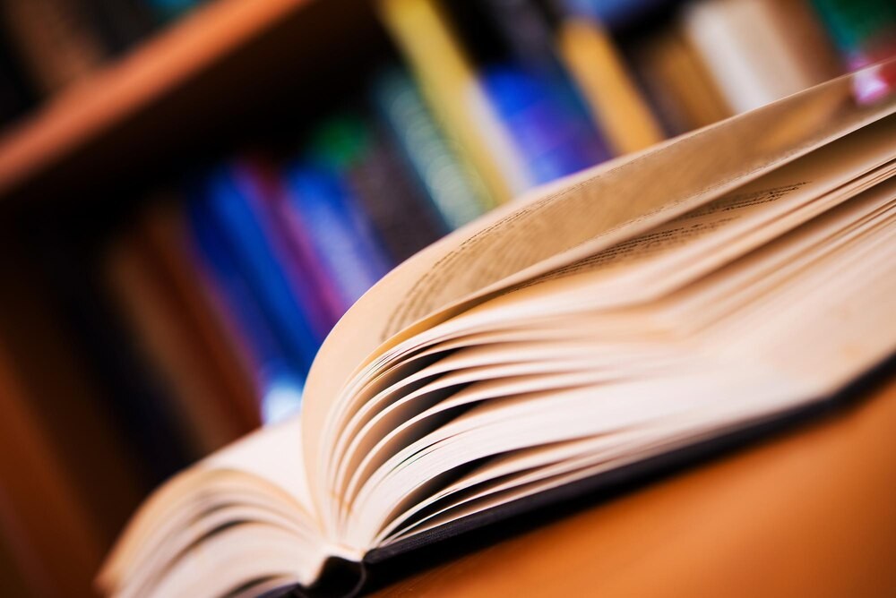 Zagraj w planszówki i odkryj świat książek – dołącz do nas!