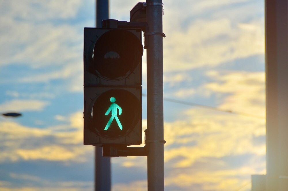 Świeć przykładem – noś odblaski dla bezpieczeństwa!