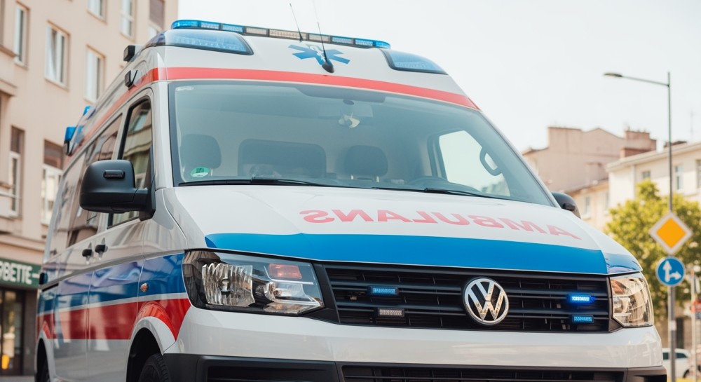 Ratownictwo lodowe w Piekarach Śląskich: Policja i strażacy doskonalą umiejętności w akcji