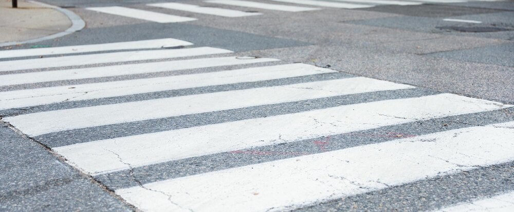 Edukacja o bezpieczeństwie pieszych i rowerzystów na drogach