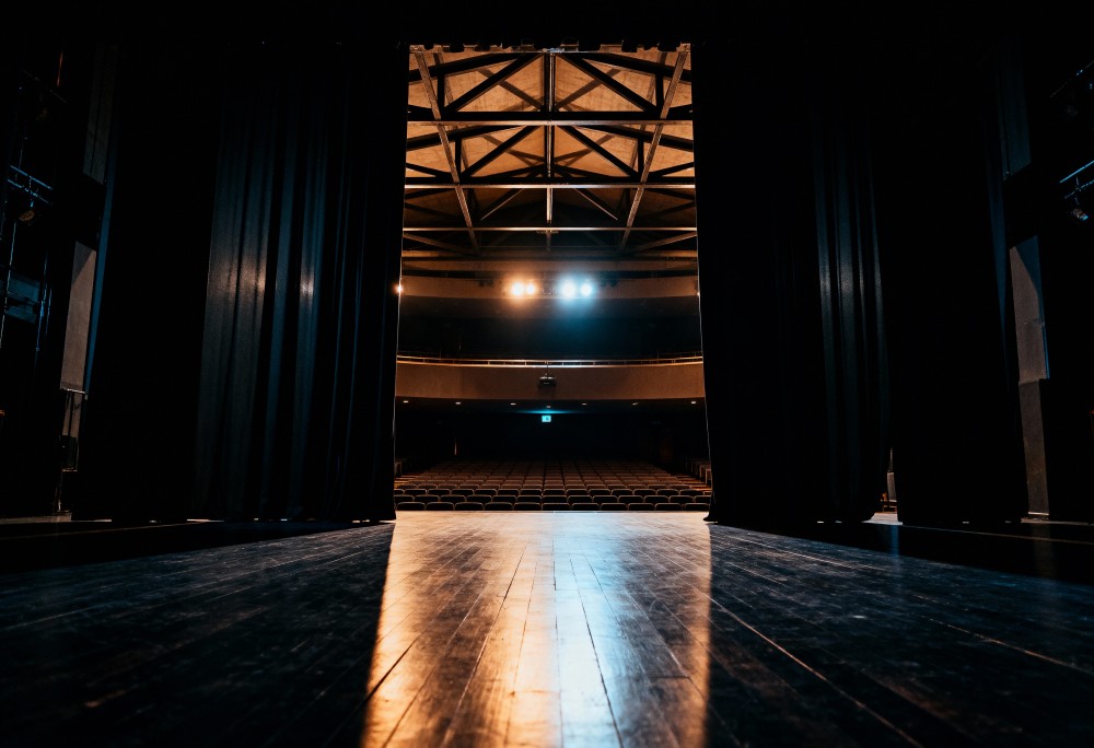 Katowice w ogniu emocji: Orwell i Szekspir w jednym monodramie!