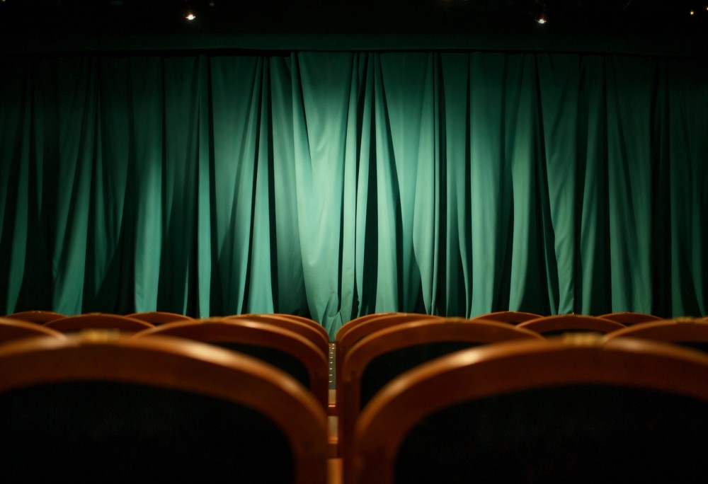 Śmiech i refleksja w komedii „Pan tu wróci, czyli casting na tatę” 12 lutego w Siemianowicach!